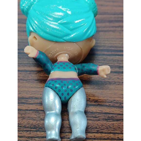 Toy L O L Mini Figurines Girls Boys Baby Random Lot Of 14 - Picture 6 of 10